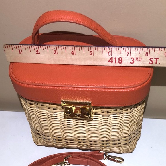 NWOT Tropical Orange & Straw Convertible Crossbody Bag - Picture 5 of 15